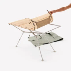 Quechua TABLE DE CAMPING COMPACTE 4/6 PERSONNES - PLATEAU BOIS - POCHE DE RANGEMENT -Matériel De Camping table de camping compacte 46 personnes plateau bois poche de rangement 7